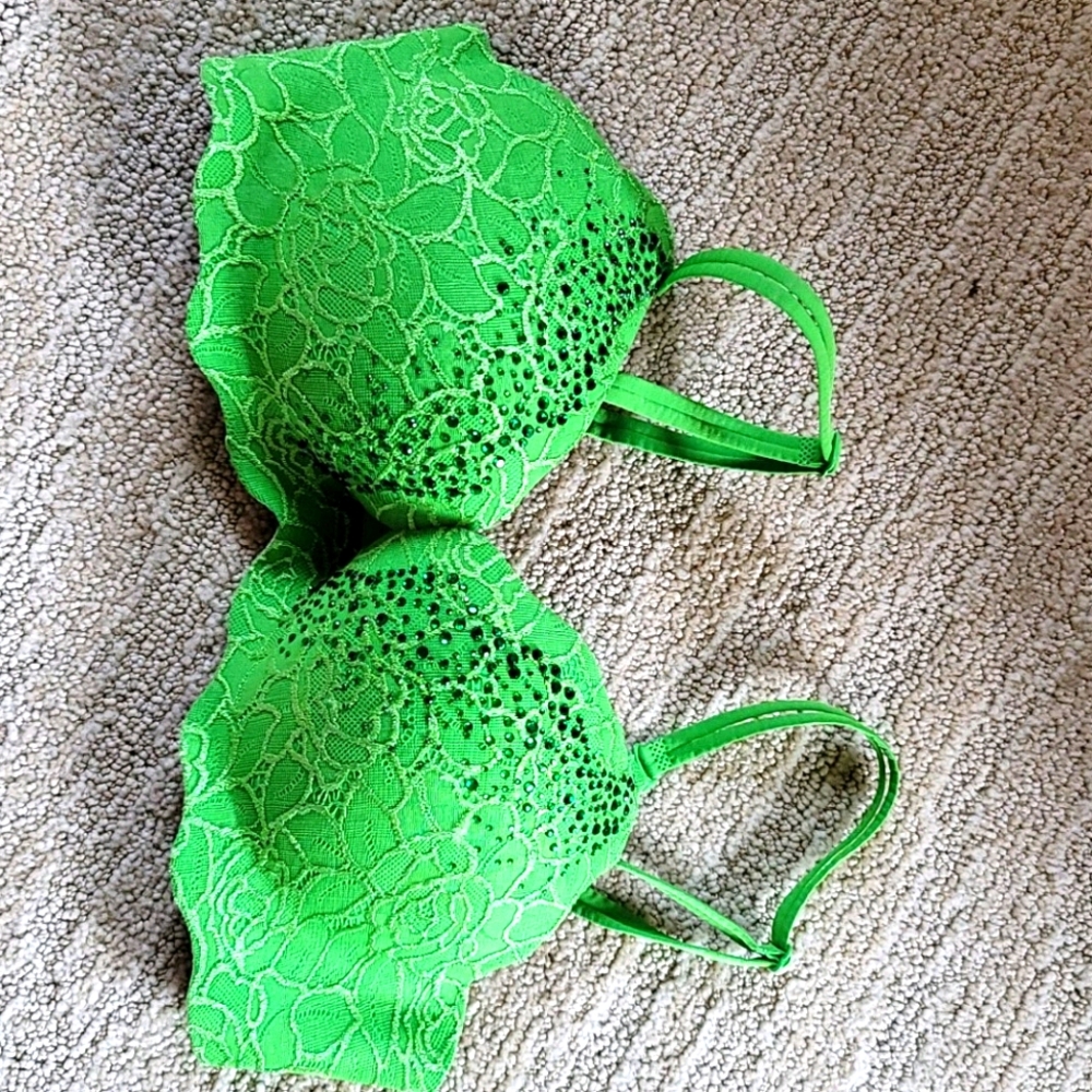 Victoria secret bra